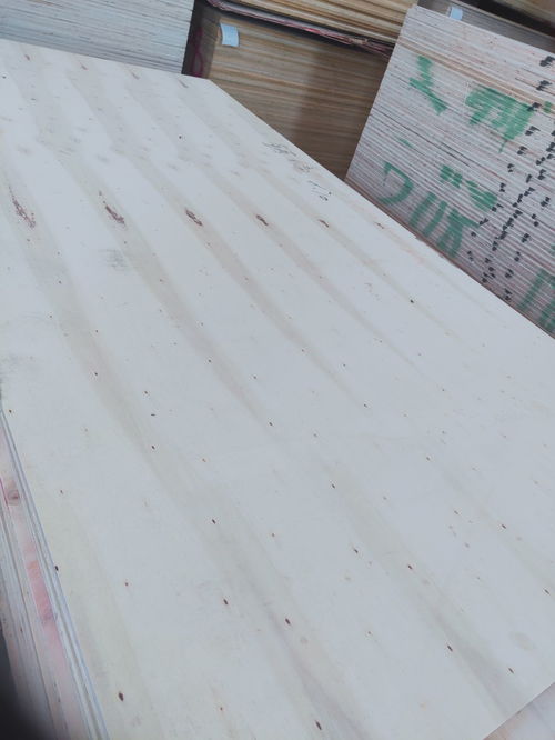 三聚氰胺基板临沂专业做家具板厂家胶合板