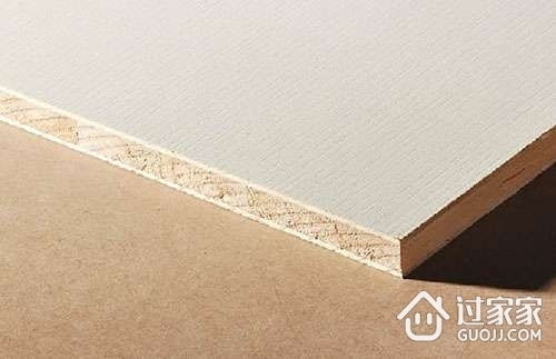 三聚氰胺颗粒板的四大优点