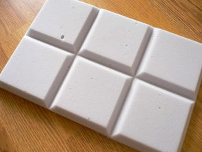 三聚氰胺树脂泡沫新品研究成功